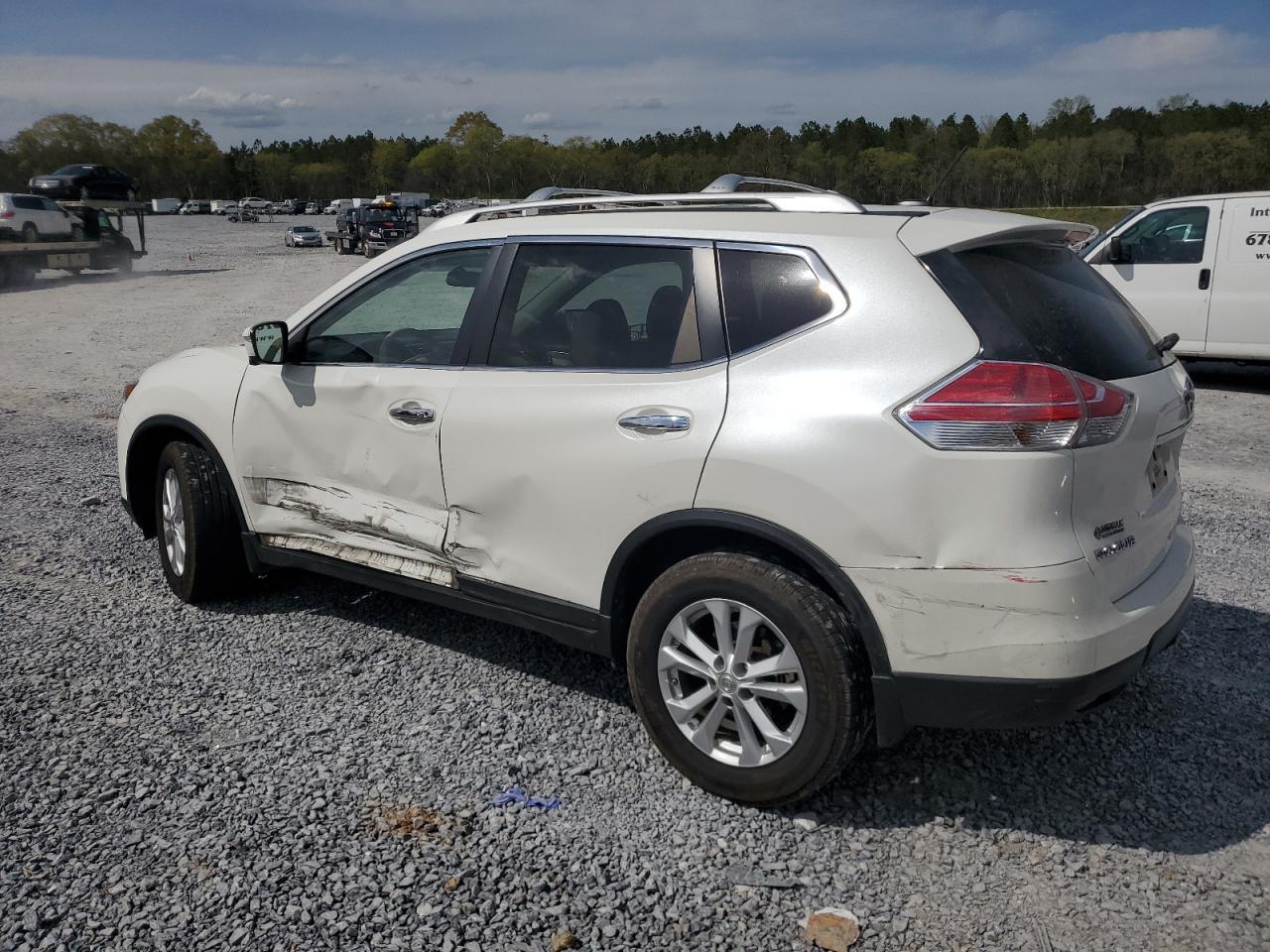 2015 NISSAN ROGUE S - Image 2