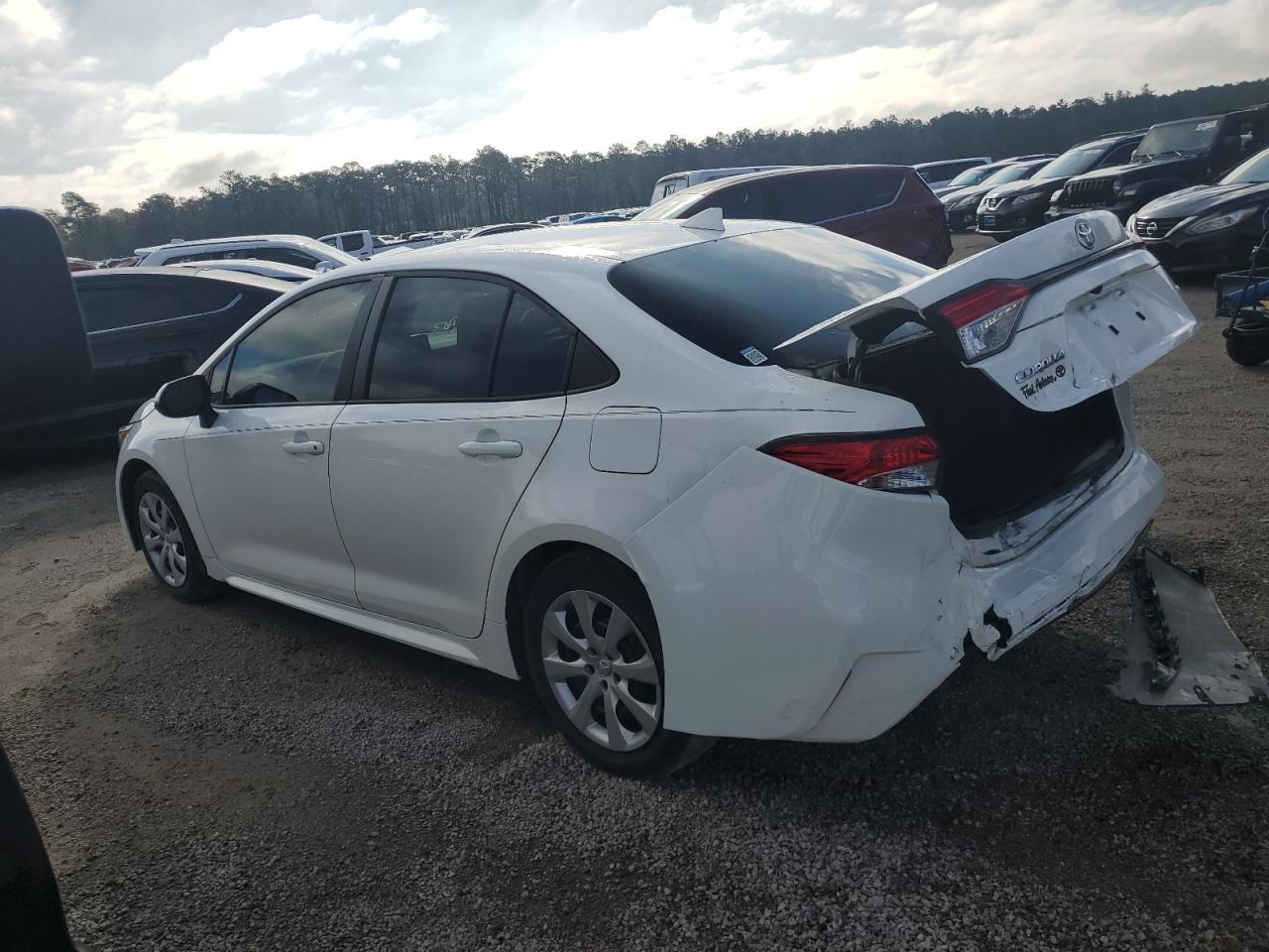 2021 TOYOTA COROLLA LE - Фото 2