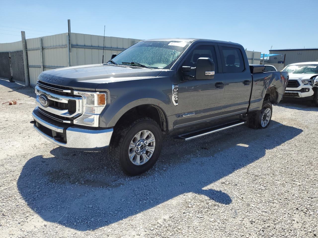 2022 FORD F250 SUPER
