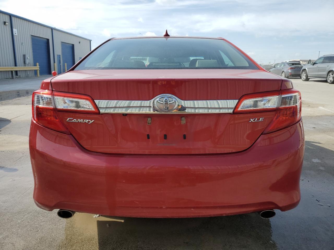 2012 TOYOTA CAMRY SE - Image 6