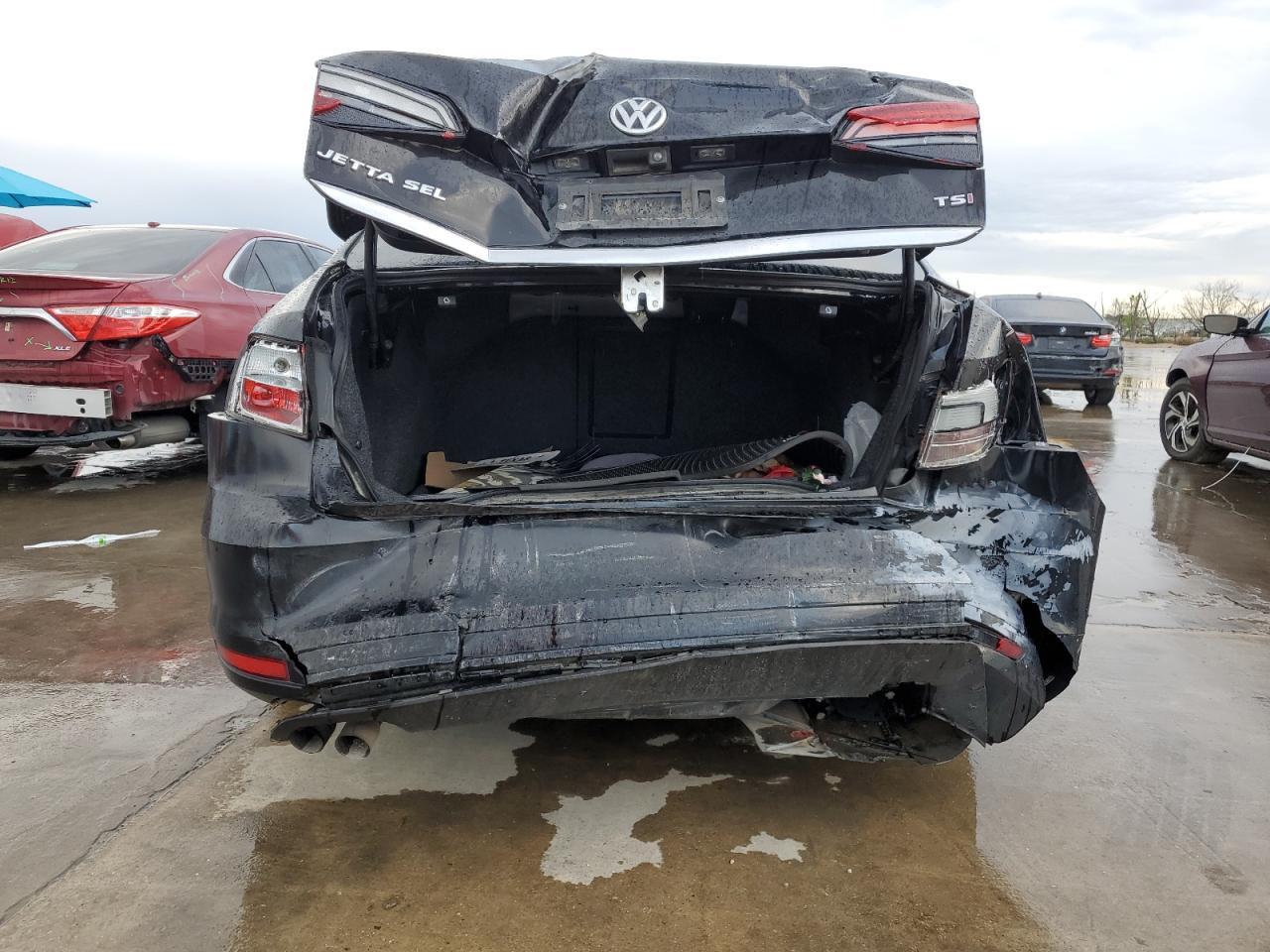 2017 VOLKSWAGEN JETTA SEL - Image 6