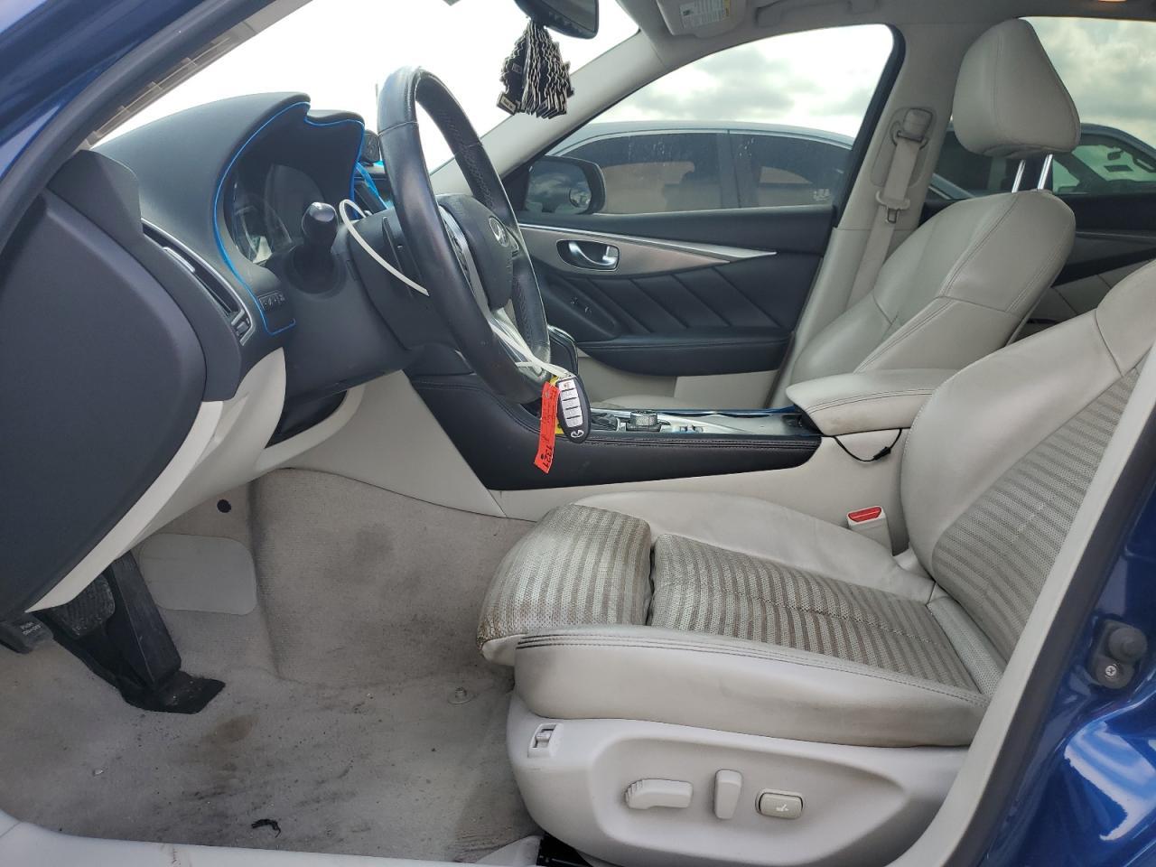 2018 INFINITI Q50 LUXE - Image 7