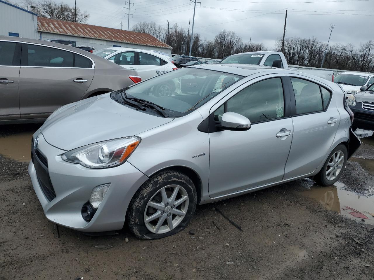 2016 TOYOTA PRIUS C