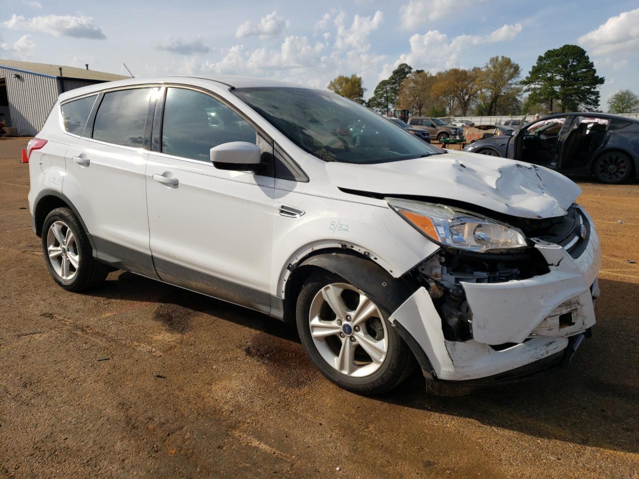 2015 FORD ESCAPE SE - Image 4