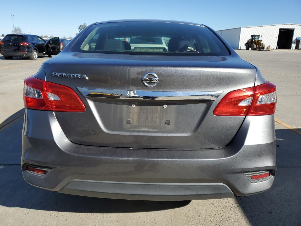 2017 NISSAN SENTRA S - Фото 6