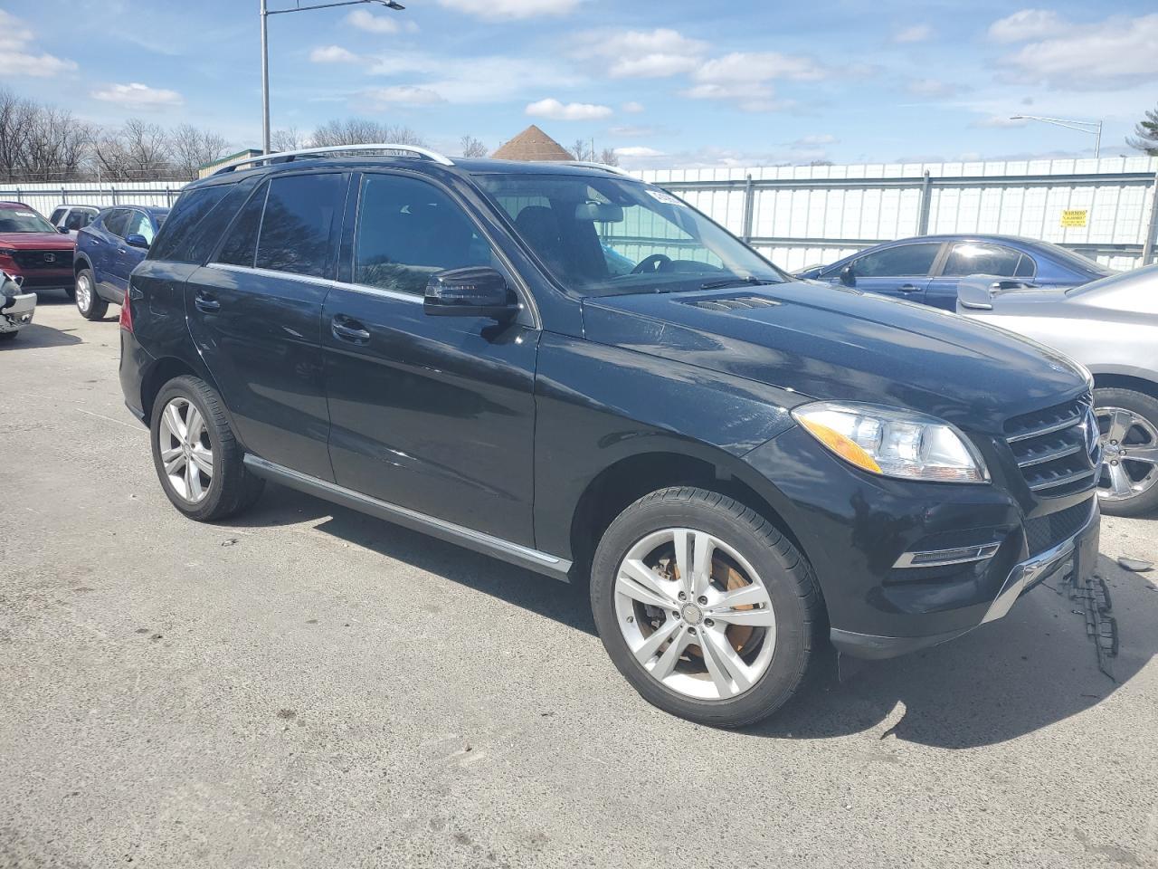 2015 MERCEDES-BENZ ML 350 4MA - Image 4