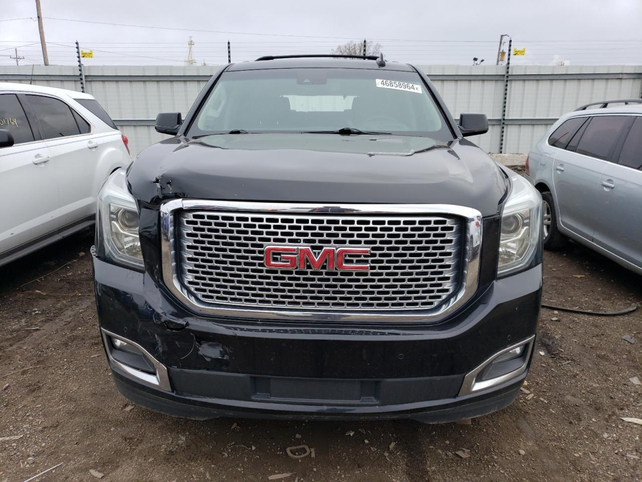 2017 GMC YUKON DENA - Фото 5