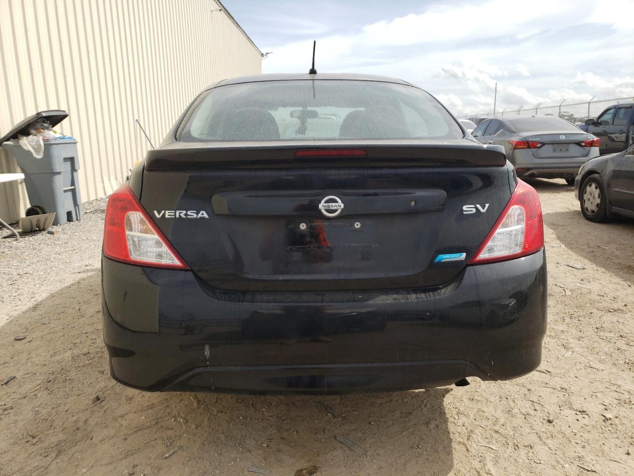 2016 NISSAN VERSA S - Фото 6