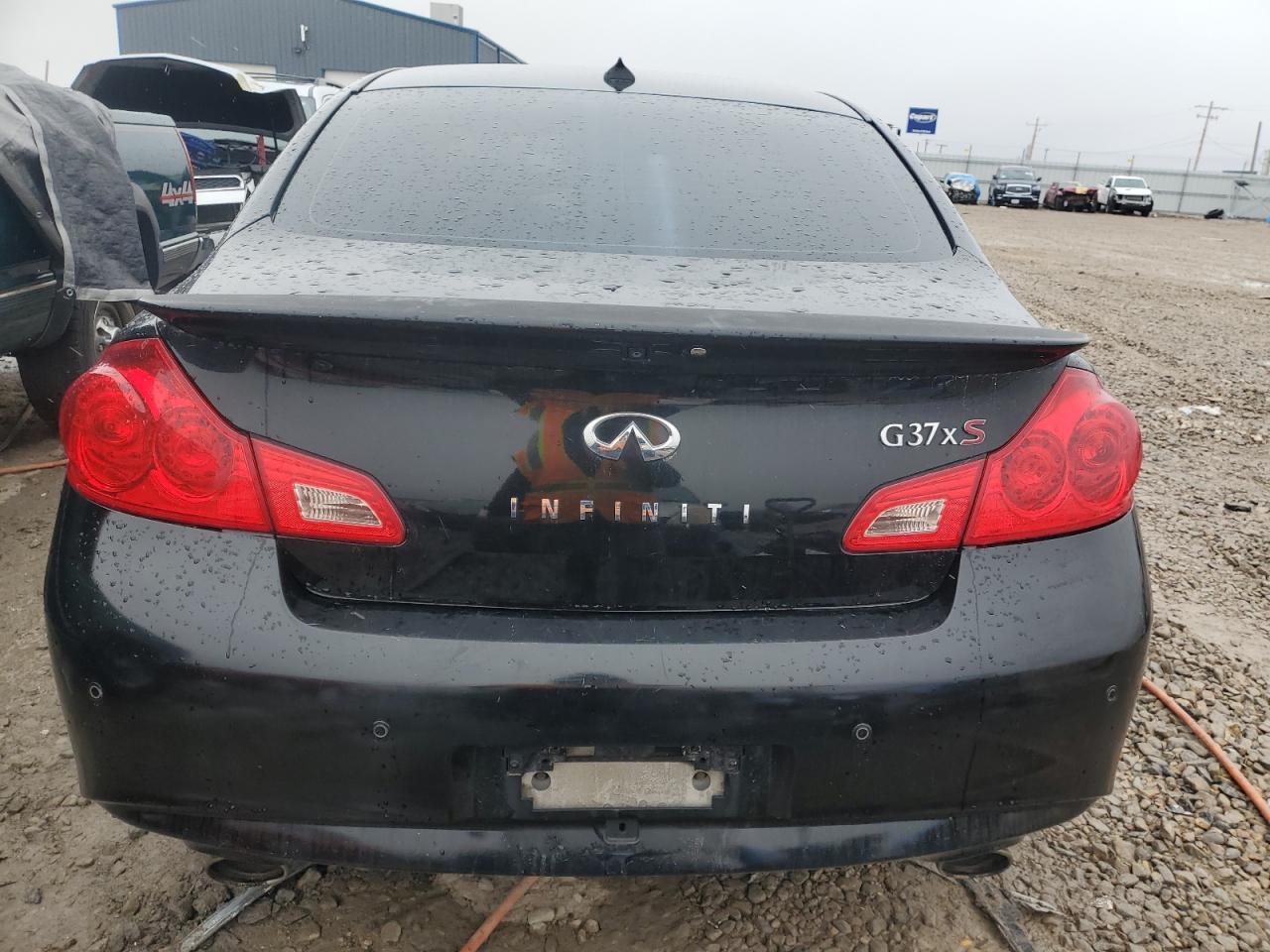 2012 INFINITI G37 - Image 6