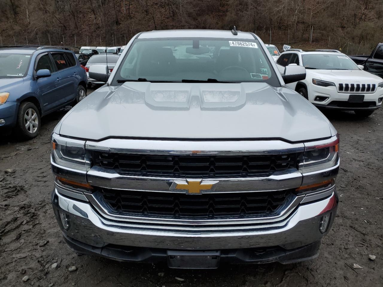 2017 CHEVROLET SILVERADO - Фото 5