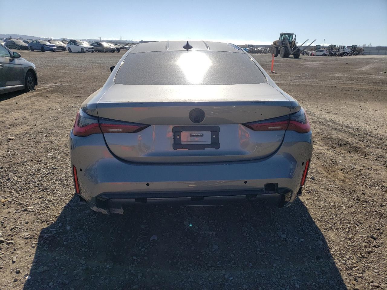 2022 BMW M4 COMPETI - Фото 6