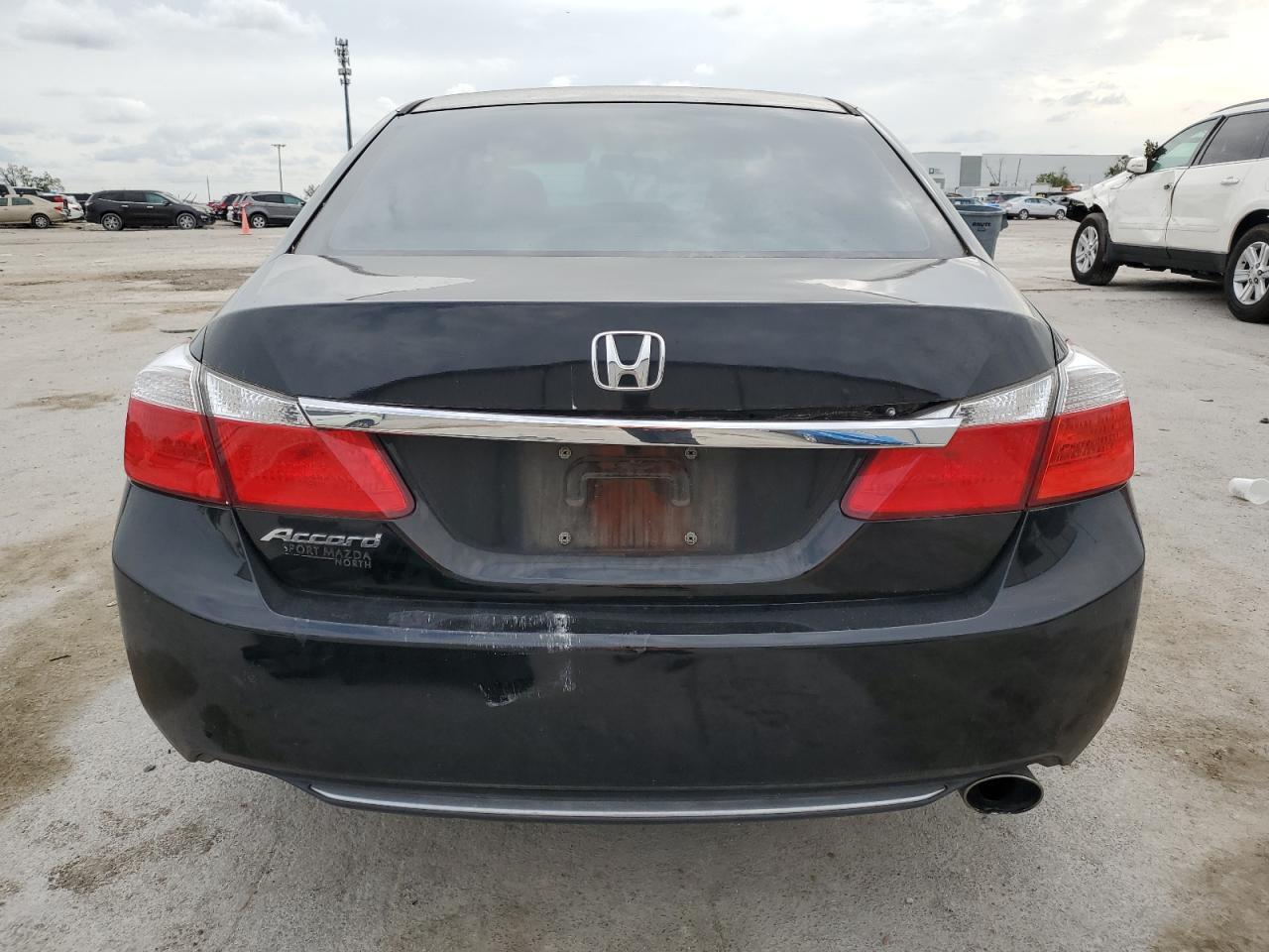 2014 HONDA ACCORD LX - Фото 6