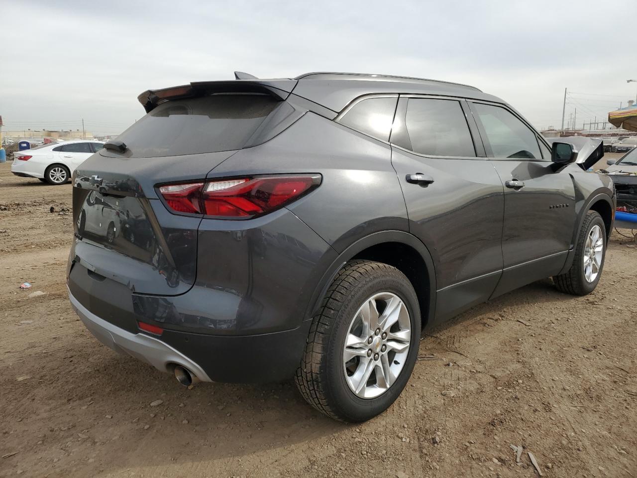 2022 CHEVROLET BLAZER 2LT - Image 3