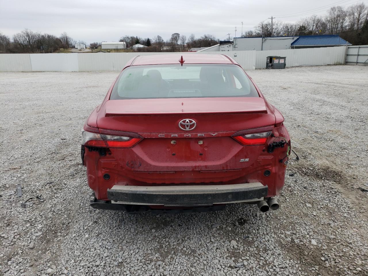 2021 TOYOTA CAMRY SE - Фото 6