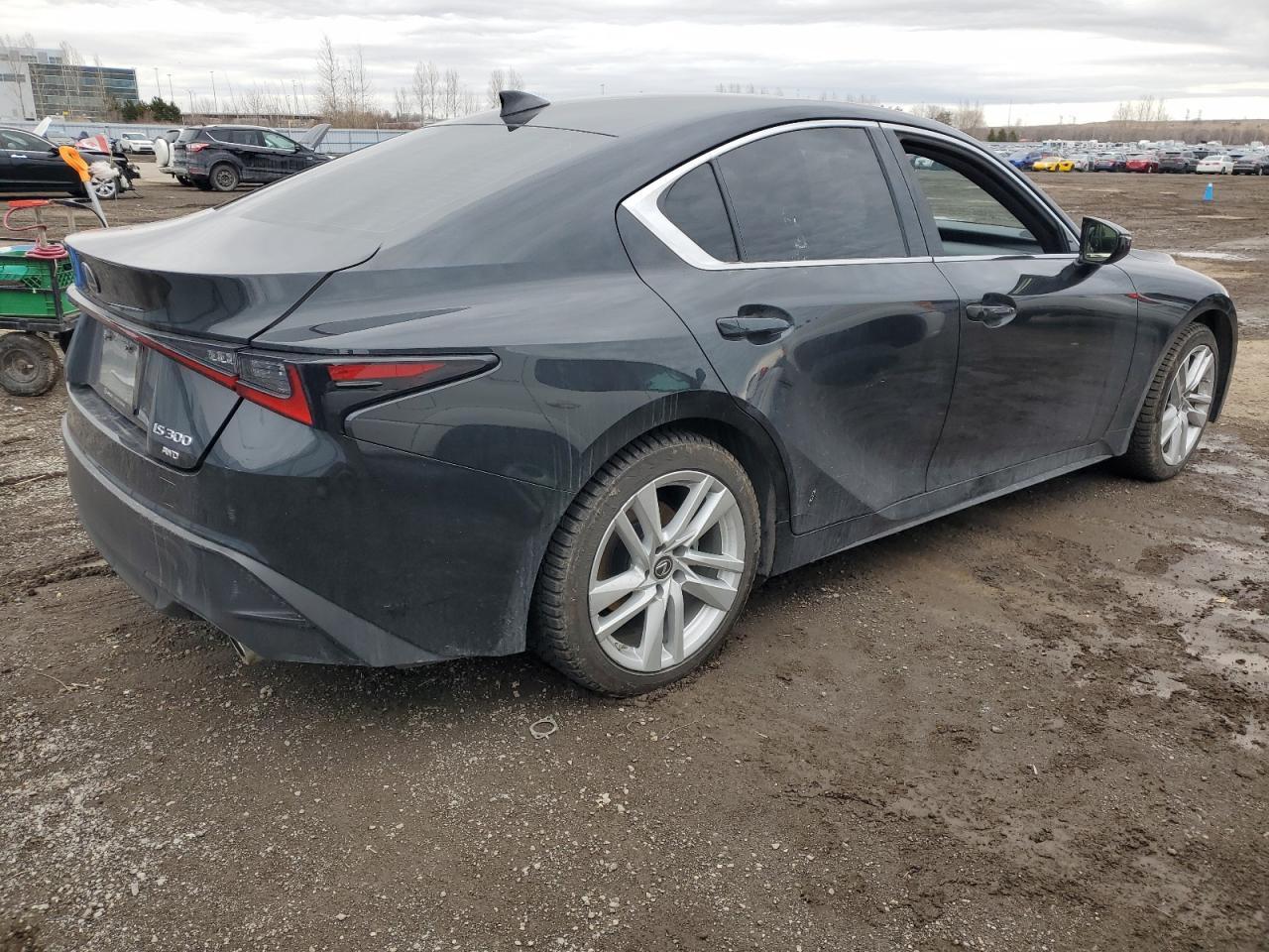 2021 LEXUS IS 300 - Фото 3