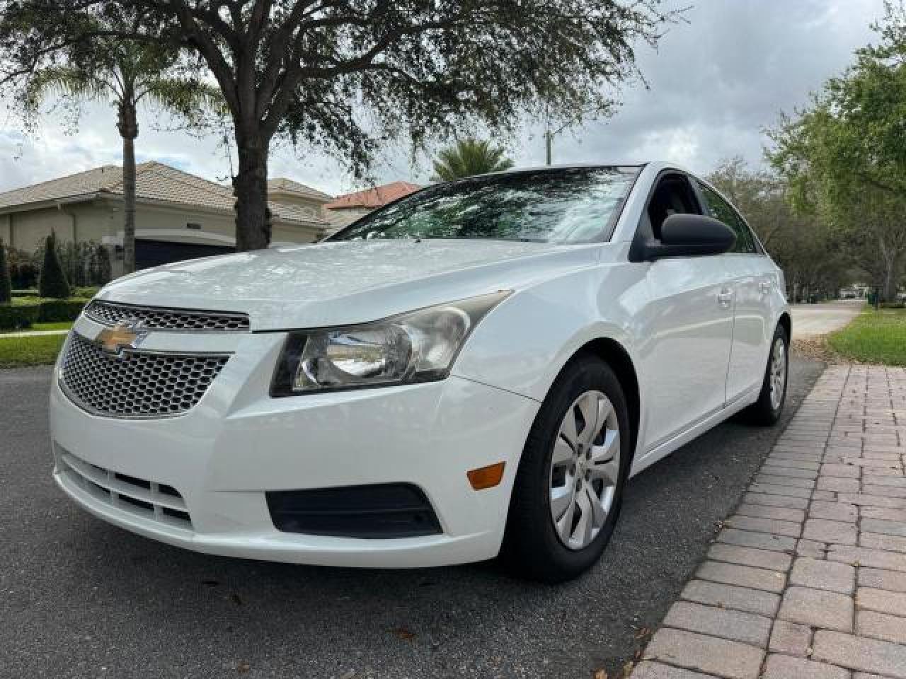 2012 CHEVROLET CRUZE LS - Image 2