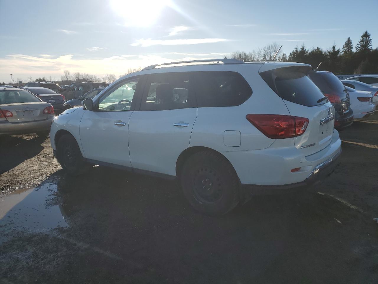 2017 NISSAN PATHFINDER - Image 2