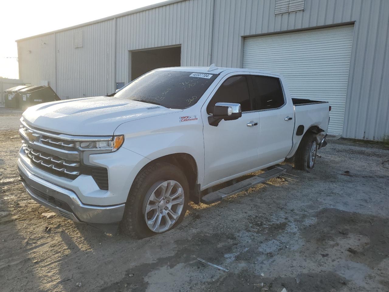 2022 CHEVROLET SILVERADO car image