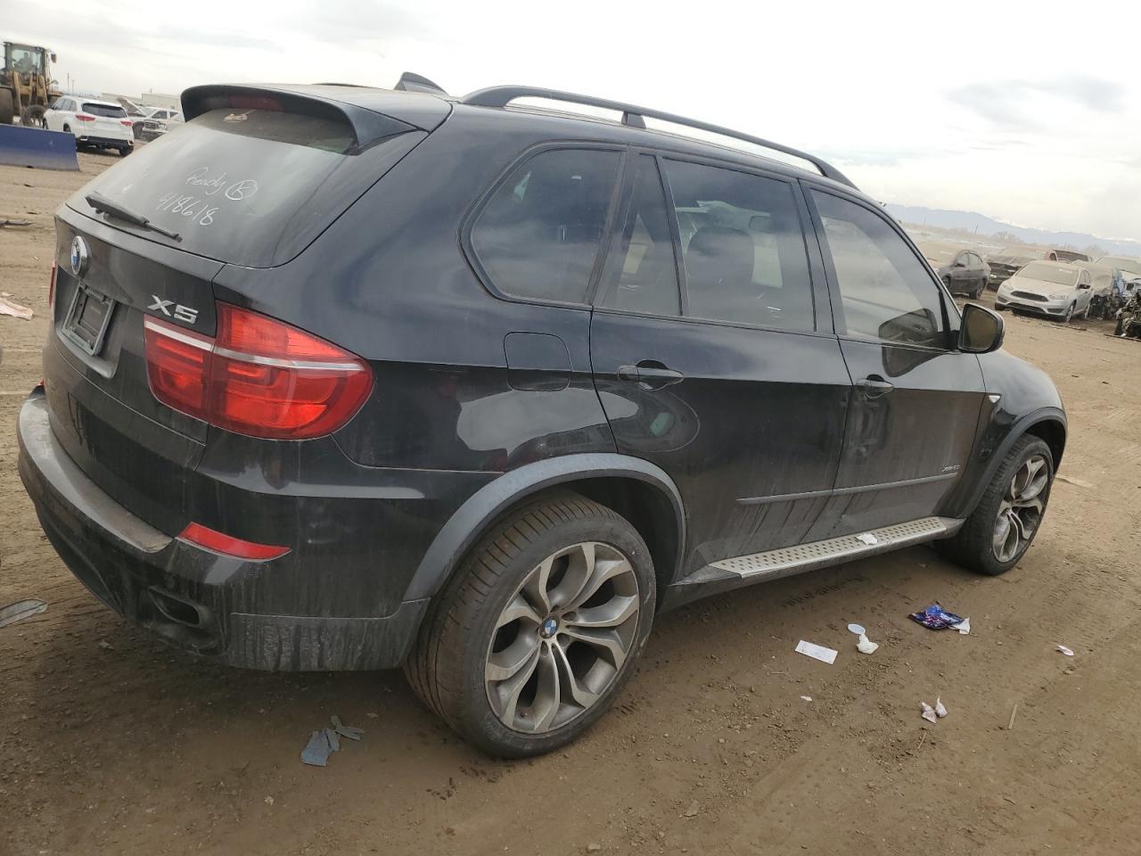 2011 BMW X5 XDRIVE5 - Image 3