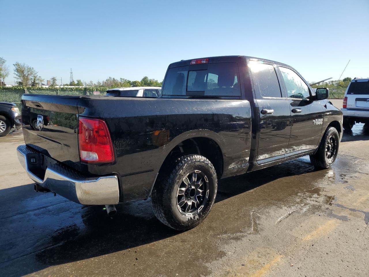 2014 RAM 1500 SLT - Фото 3