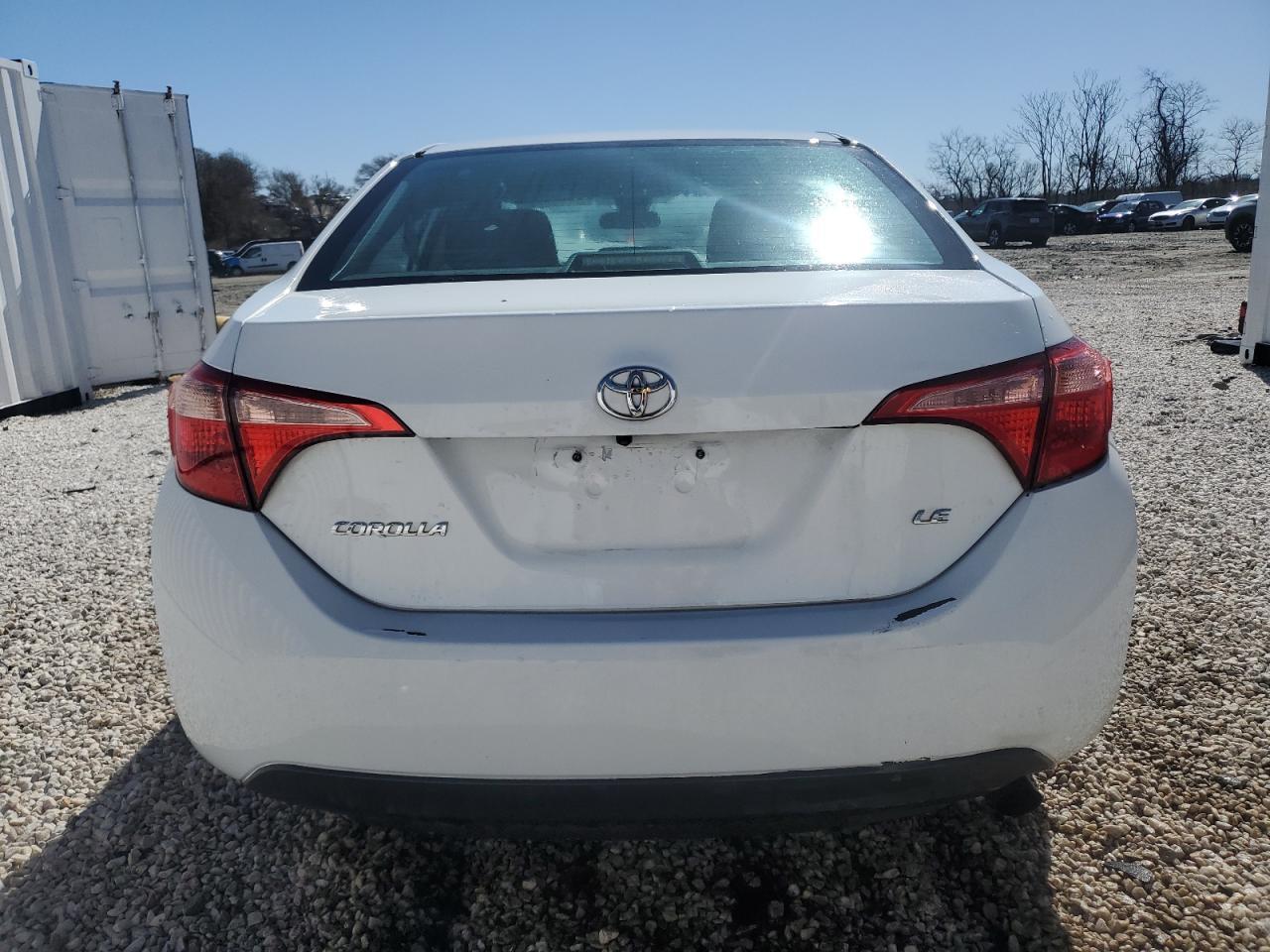 2019 TOYOTA COROLLA L - Фото 6