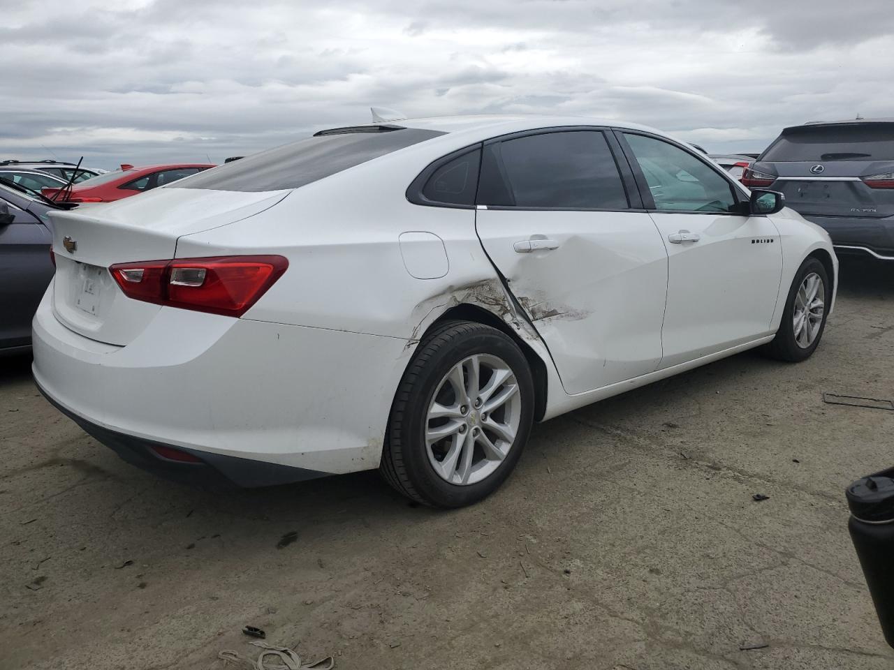 2017 CHEVROLET MALIBU LT - Фото 3