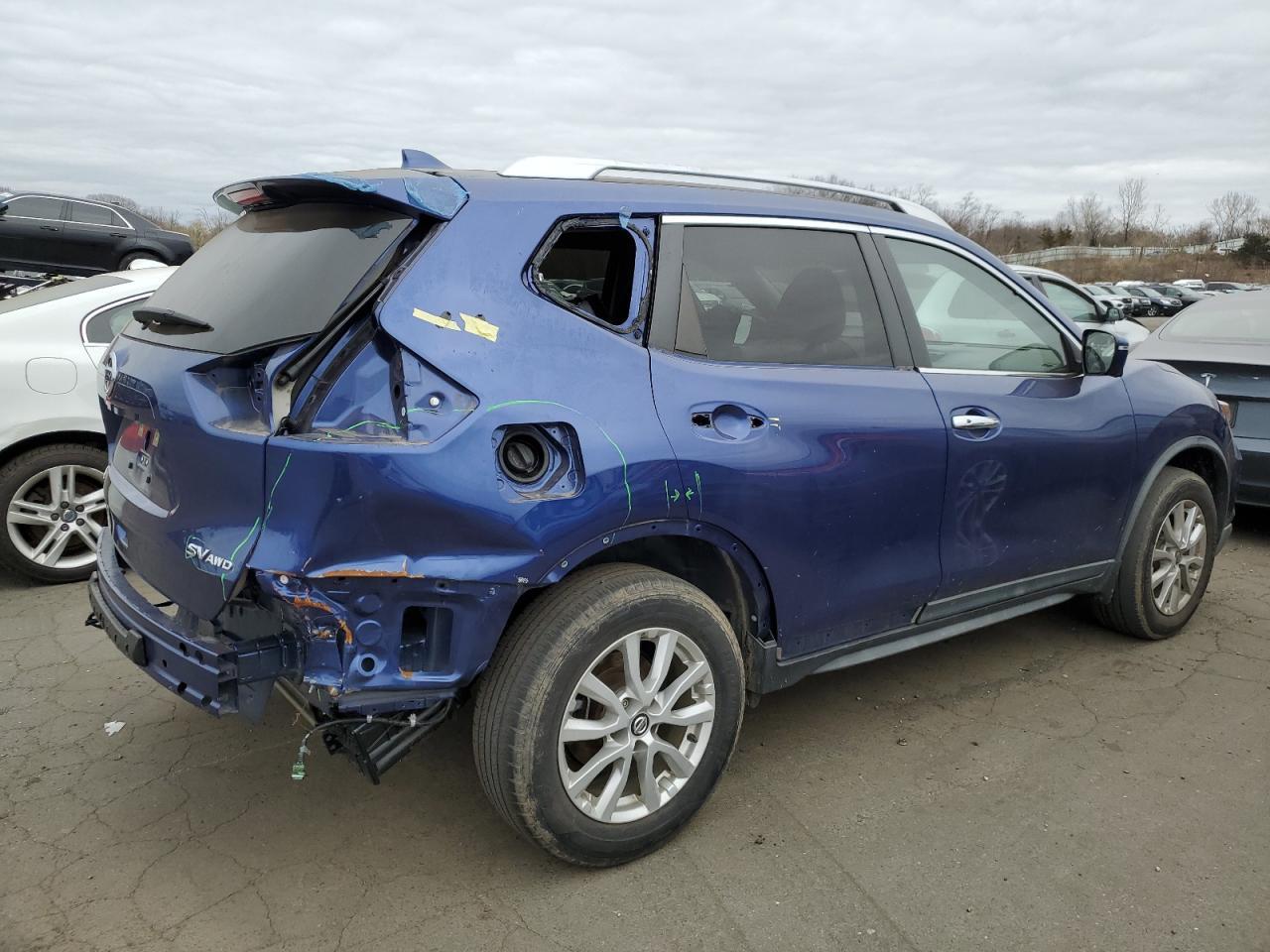2018 NISSAN ROGUE S - Фото 3