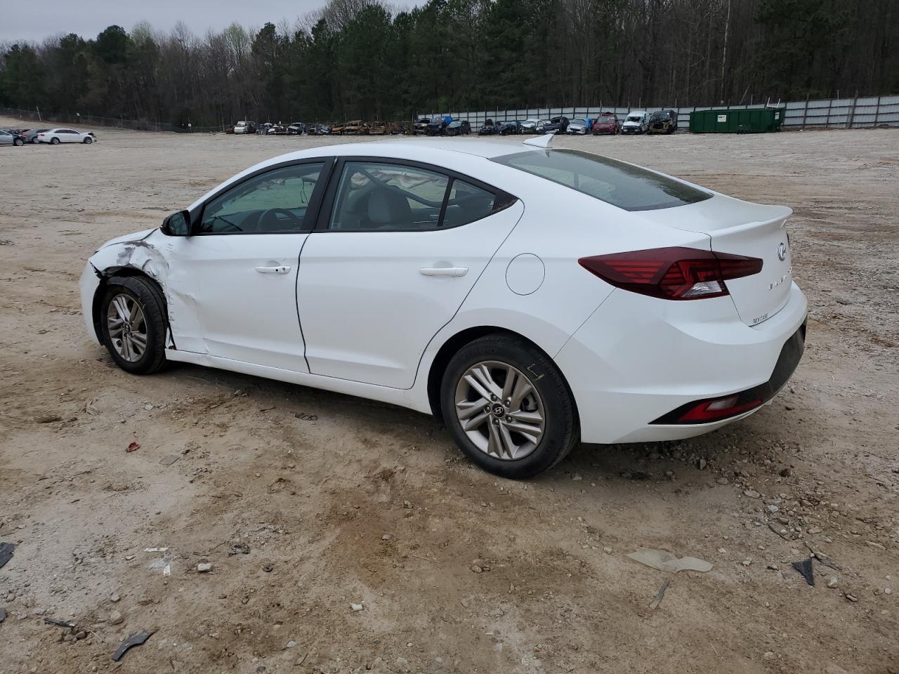 2019 HYUNDAI ELANTRA SE - Image 2
