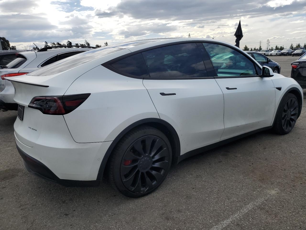 2022 TESLA MODEL Y - Image 3