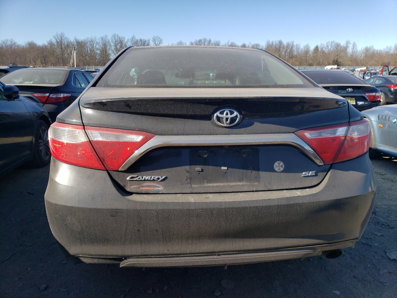 2017 TOYOTA CAMRY LE - Image 6
