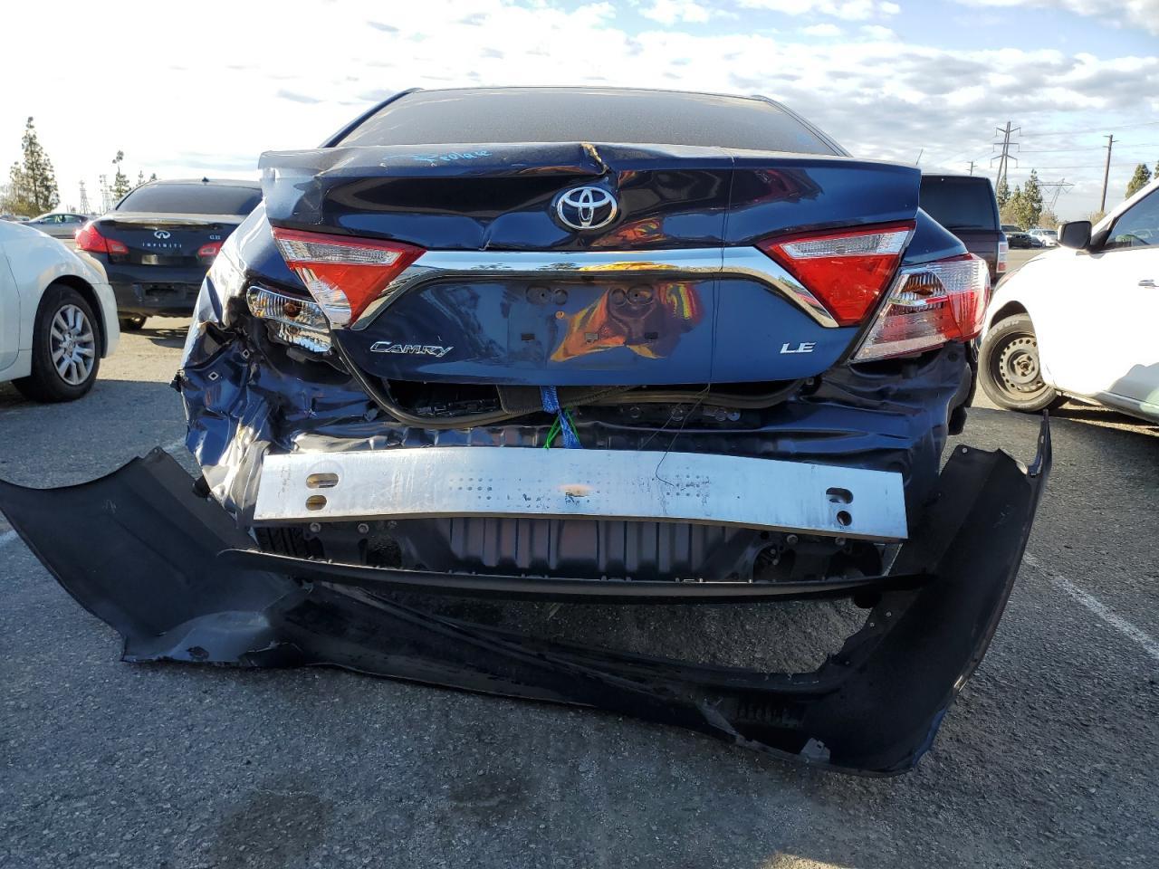 2016 TOYOTA CAMRY LE - Image 6