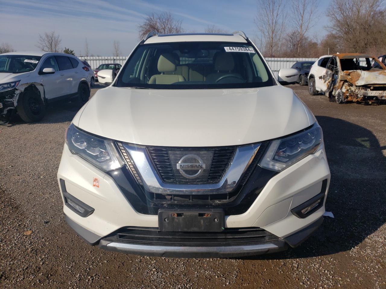 2017 NISSAN ROGUE SV - Фото 5