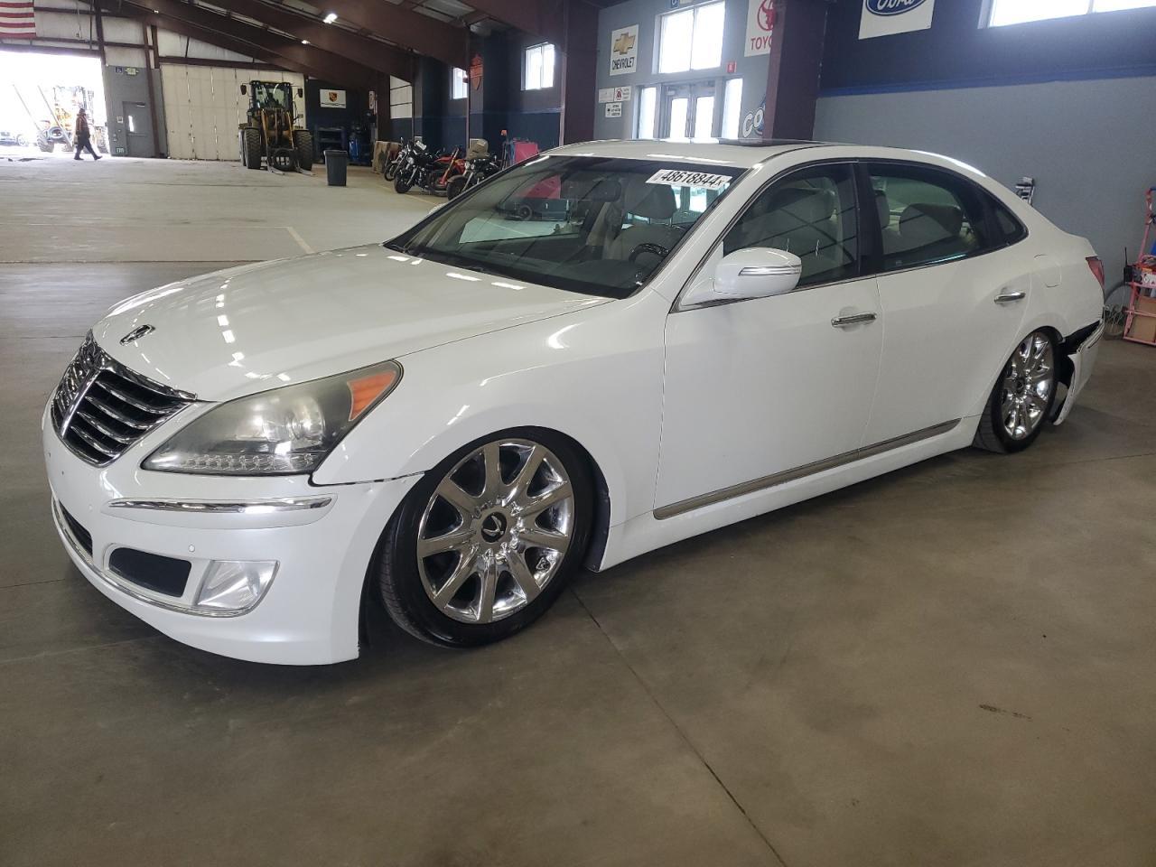 2011 HYUNDAI EQUUS SIGN