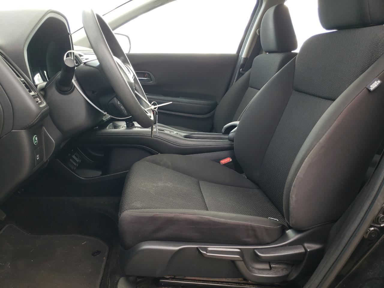 2018 HONDA HR-V LX - Image 7