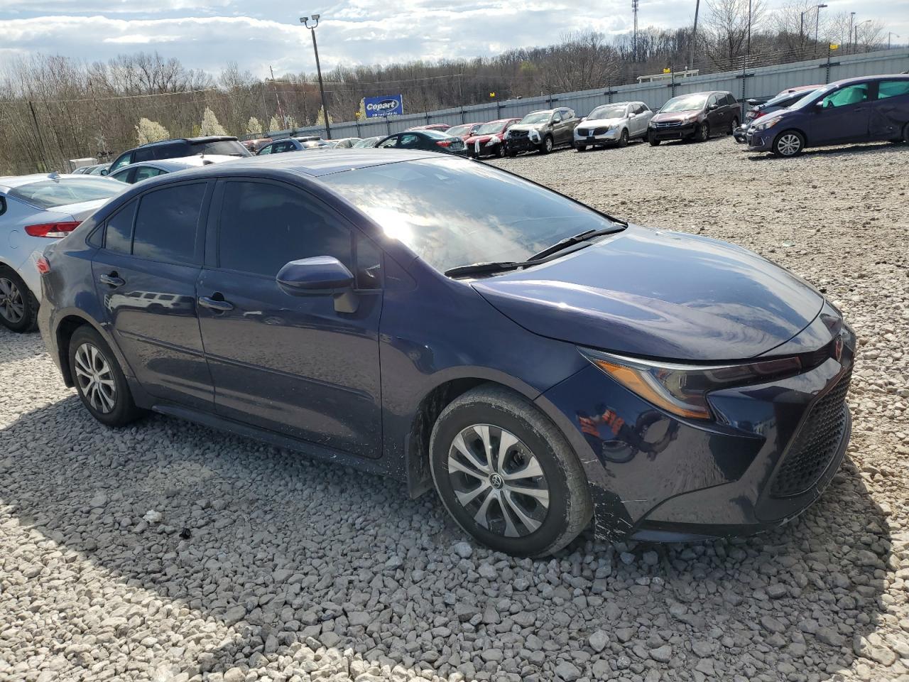 2022 TOYOTA COROLLA LE - Фото 4