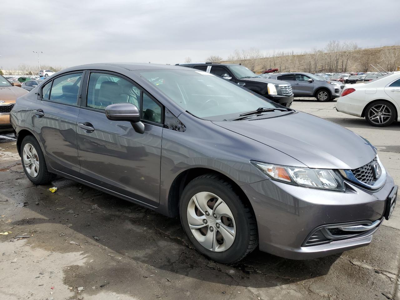 2015 HONDA CIVIC LX - Image 4