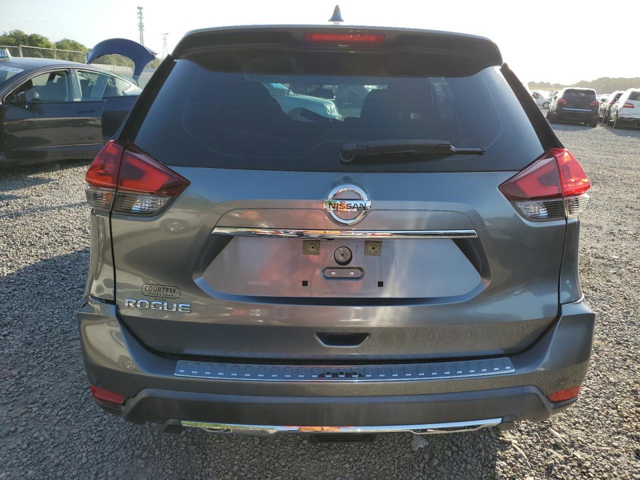 2018 NISSAN ROGUE S - Image 6