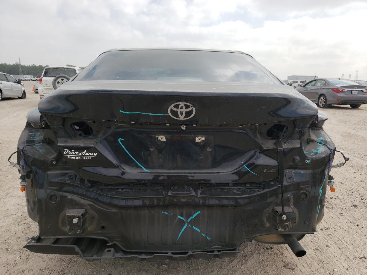 2018 TOYOTA CAMRY L - Фото 6