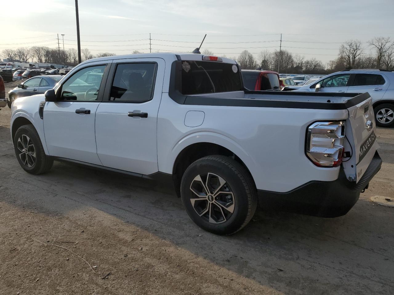 2022 FORD MAVERICK X - Image 2