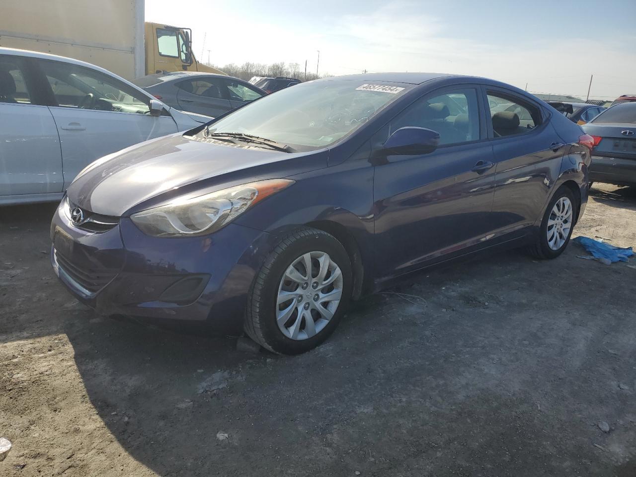 2013 HYUNDAI ELANTRA GL