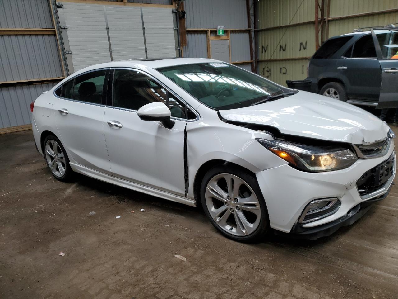 2016 CHEVROLET CRUZE PREM - Image 4