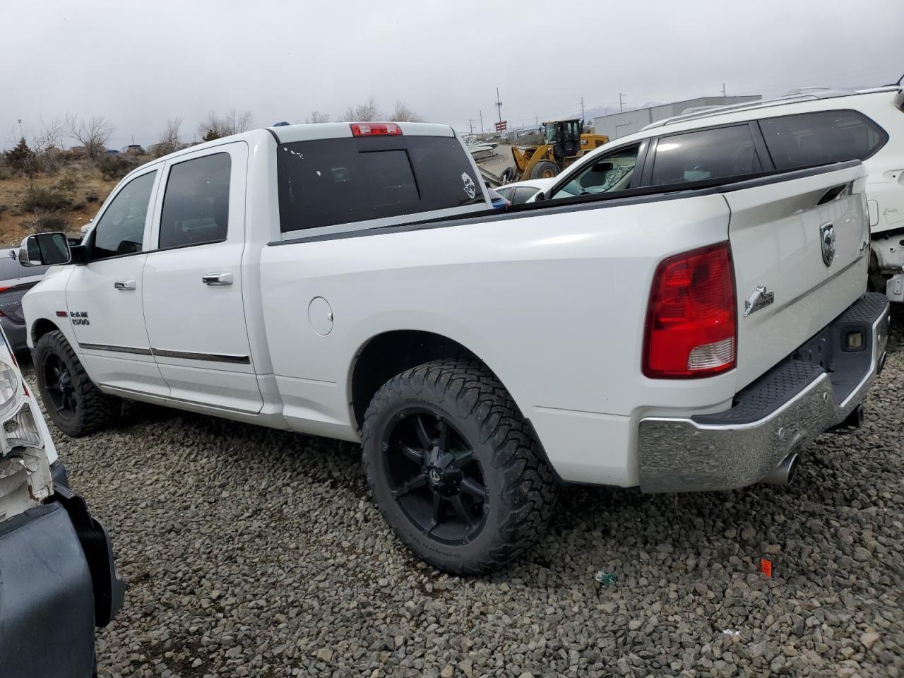 2015 RAM 1500 SLT - Image 2