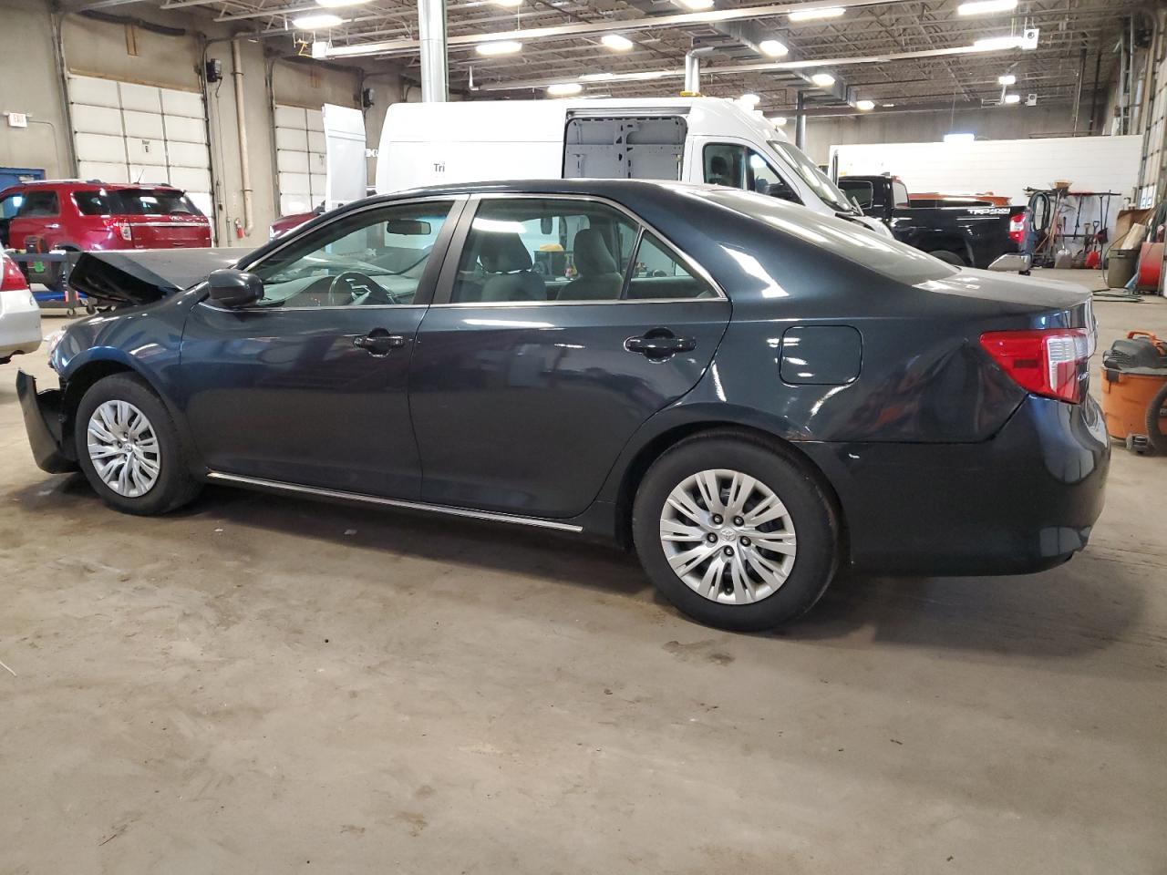 2014 TOYOTA CAMRY L - Image 2