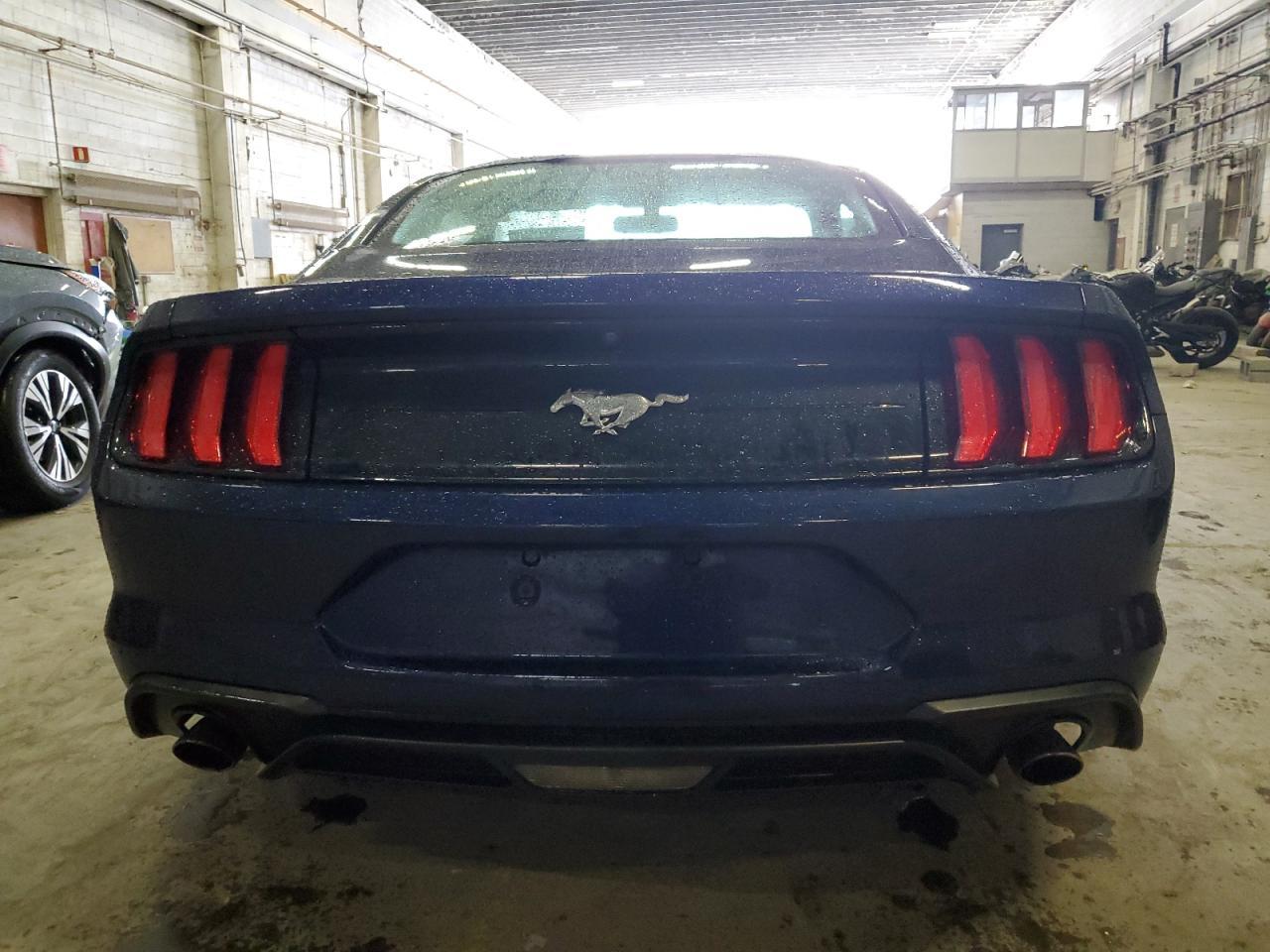2018 FORD MUSTANG - Фото 6