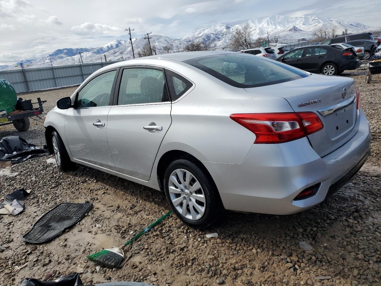2018 NISSAN SENTRA S - Фото 2