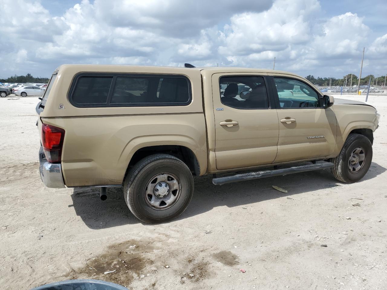 2019 TOYOTA TACOMA DOU - Фото 3