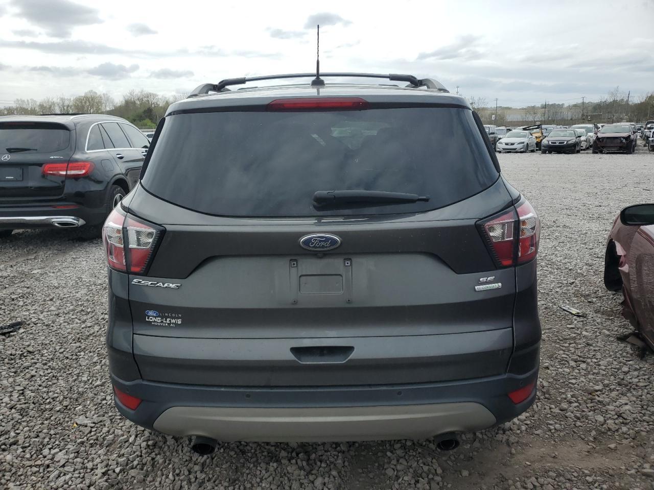 2017 FORD ESCAPE SE - Image 6
