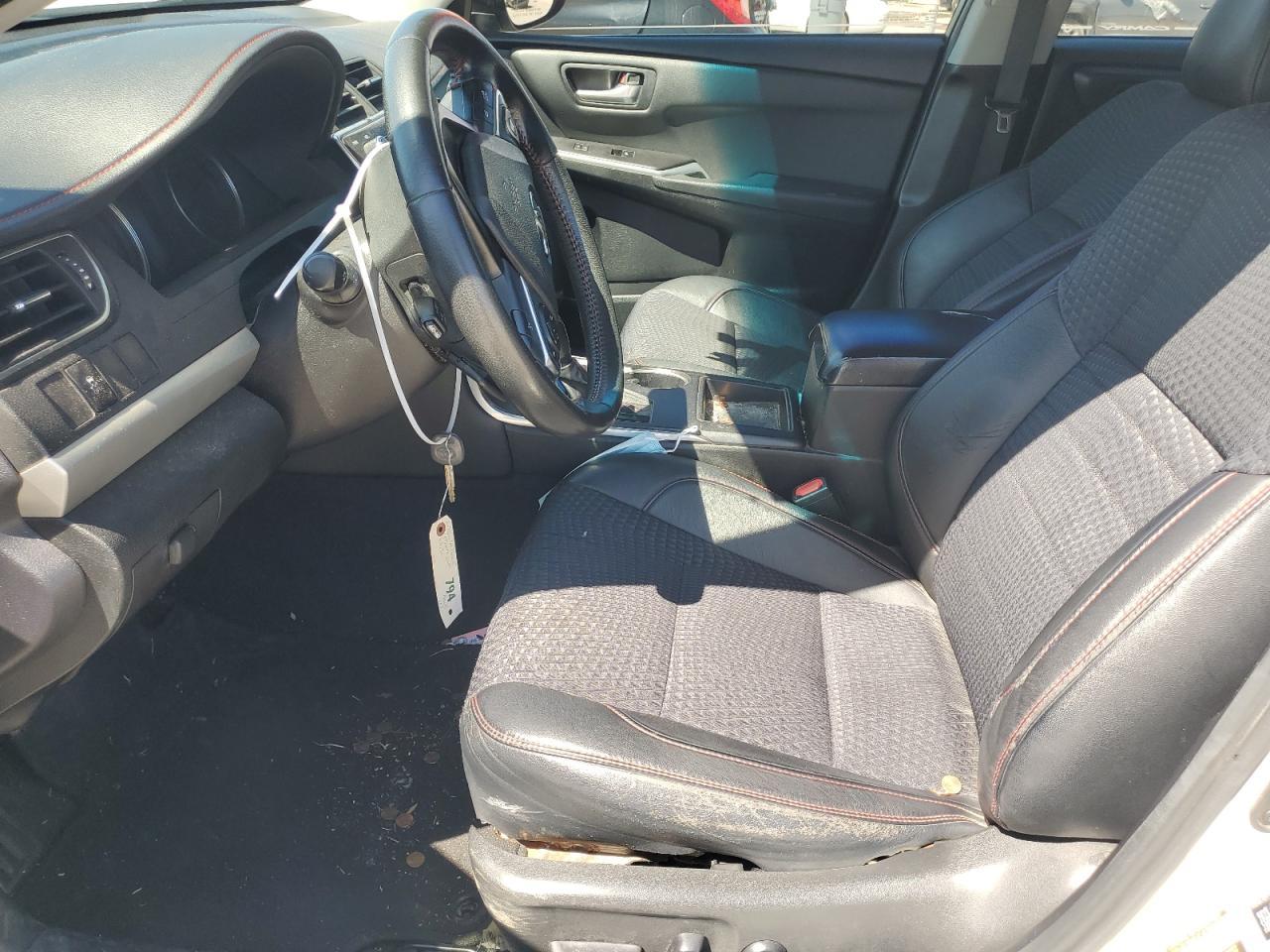 2015 TOYOTA CAMRY LE - Image 7