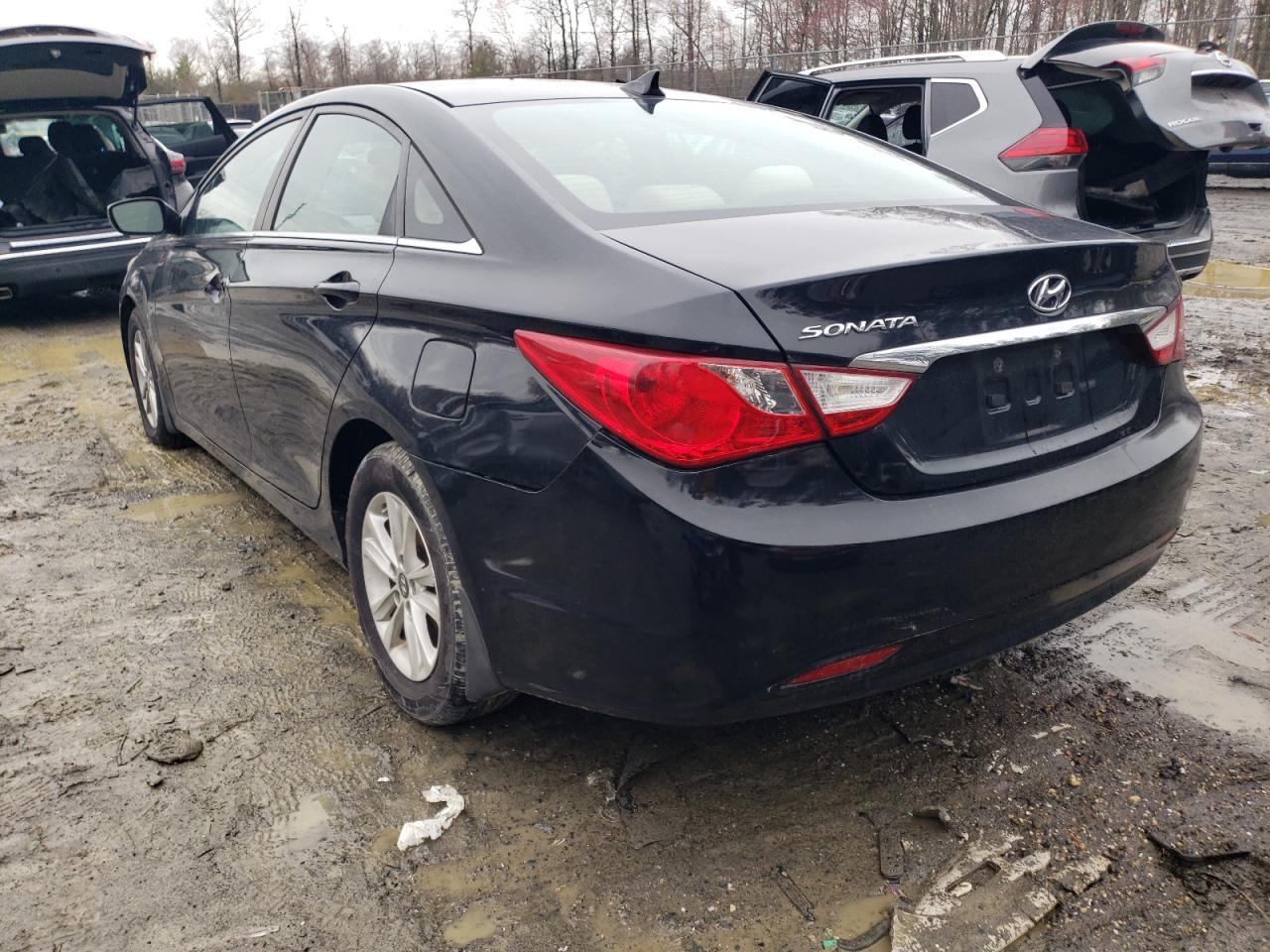 2013 HYUNDAI SONATA GLS - Image 2
