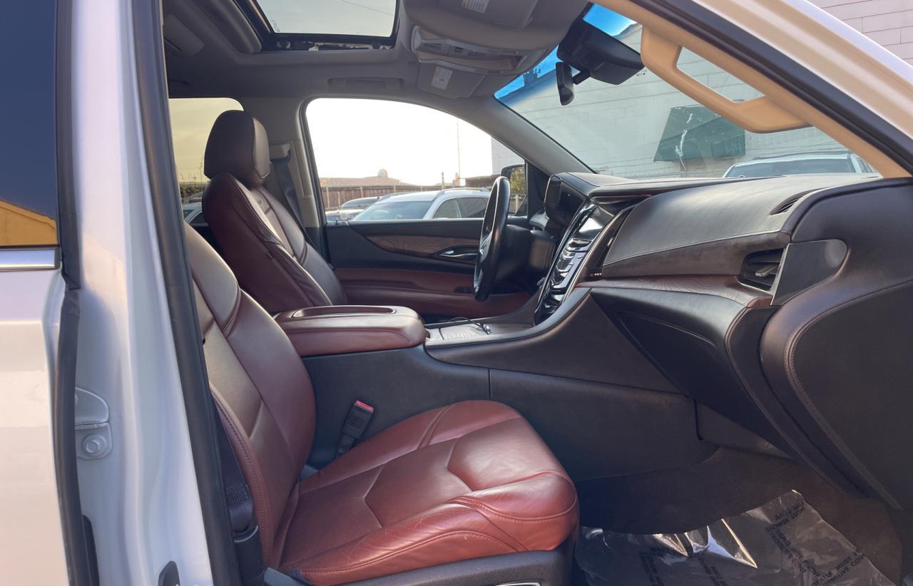 2016 CADILLAC ESCALADE P - Image 5